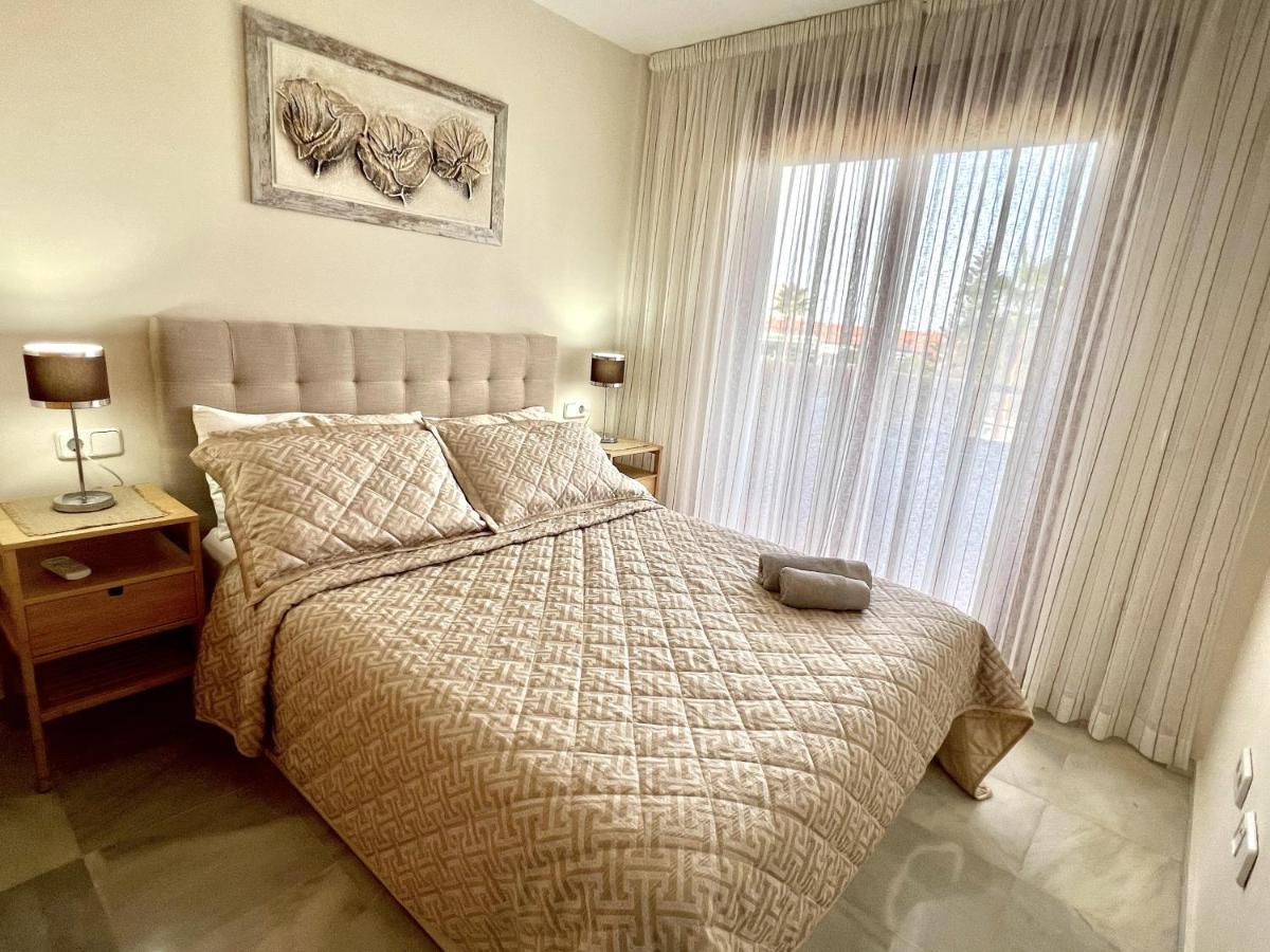 La Cala 2Bed Apt With Sea View And Pool ลากาลาเดมิฮาส ภายนอก รูปภาพ